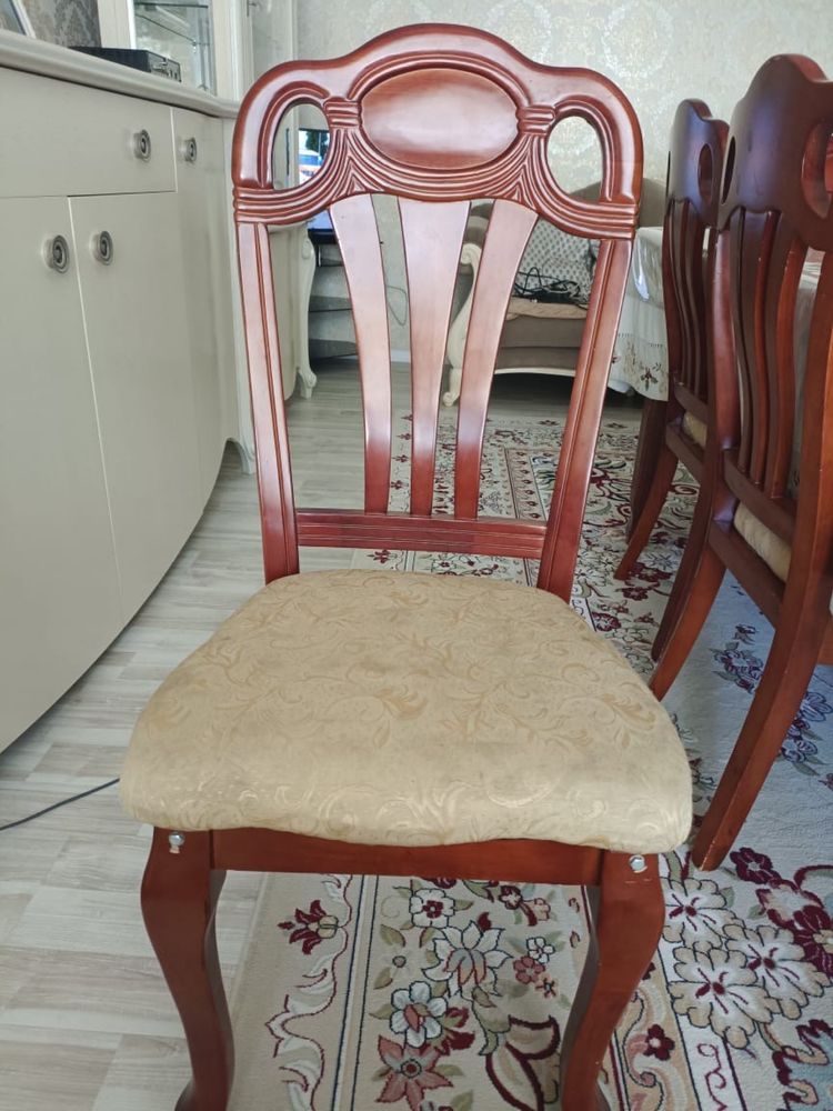 Стулья в хорошем состояний, торг.