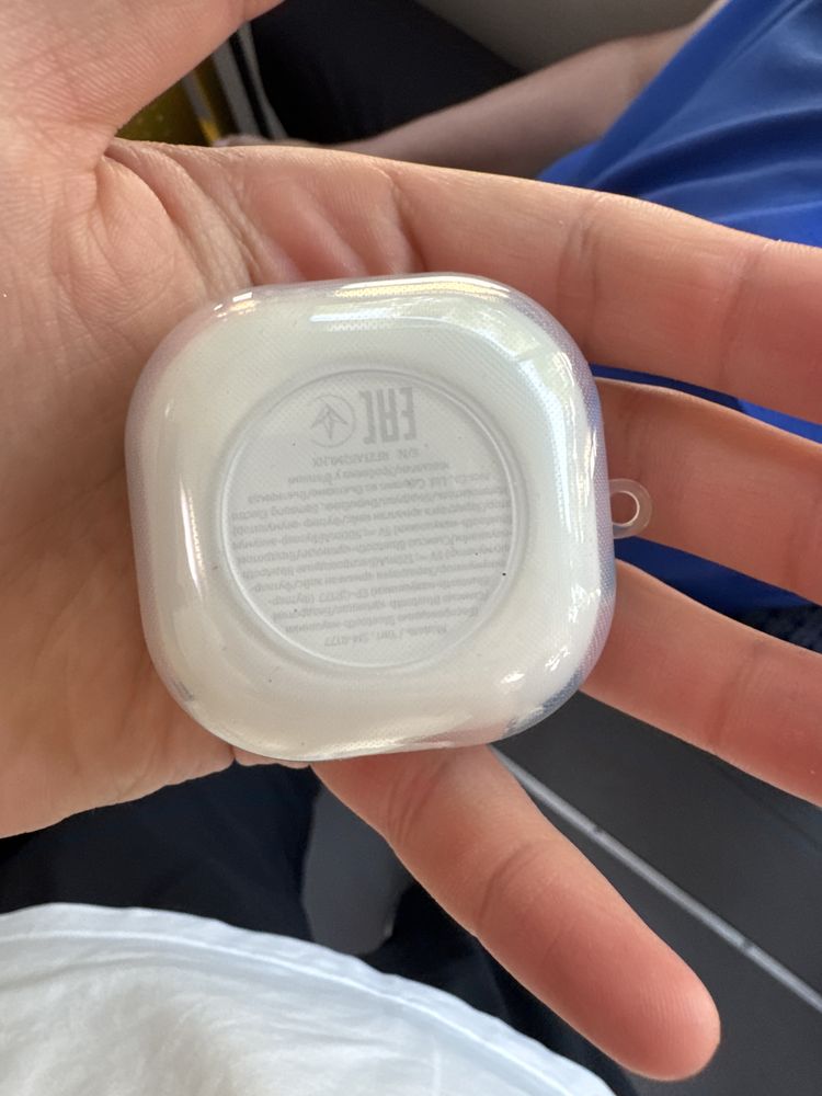 Samsung Buds 2 в хорошем состояние