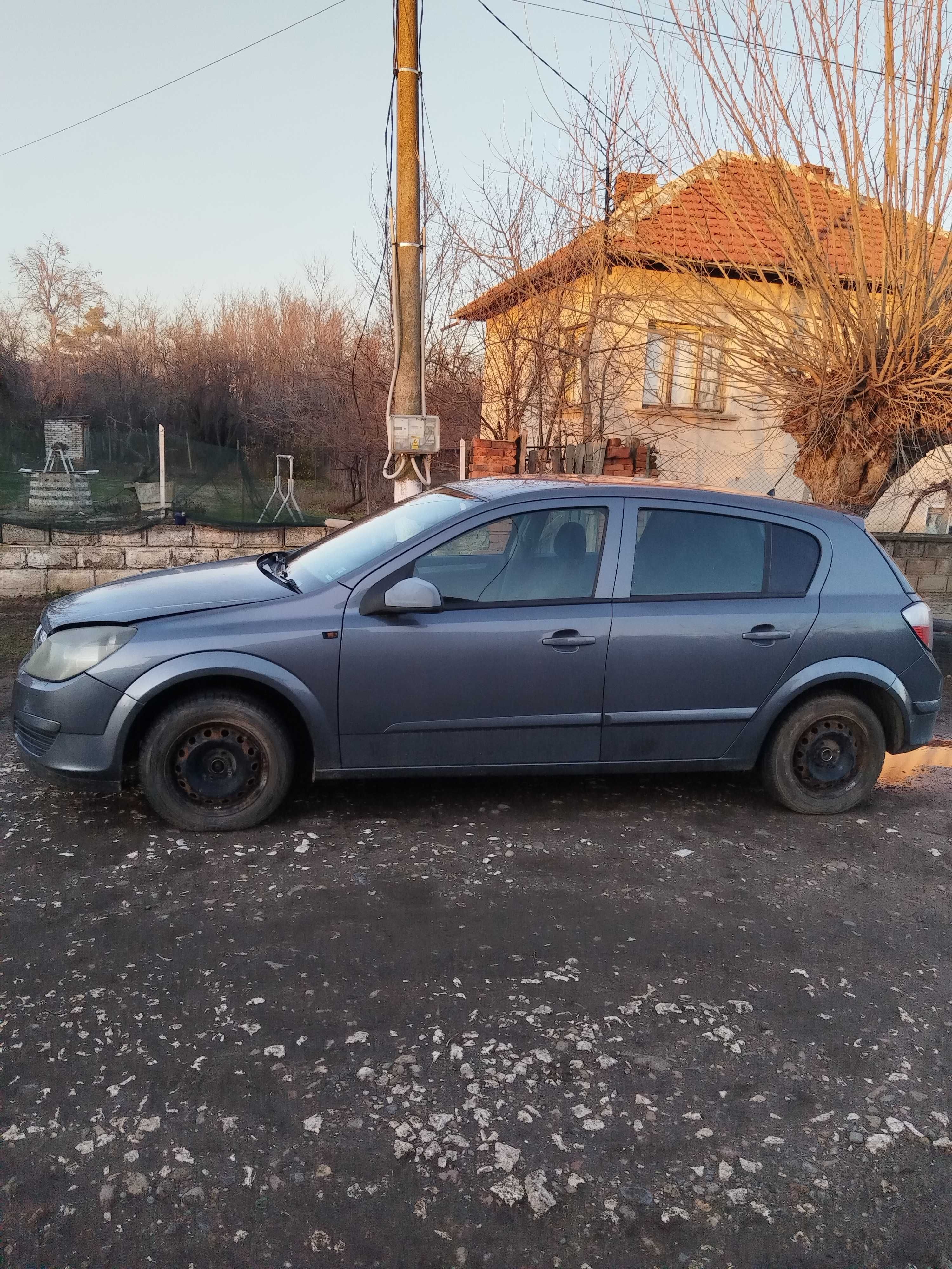 Опел Астра Н на части