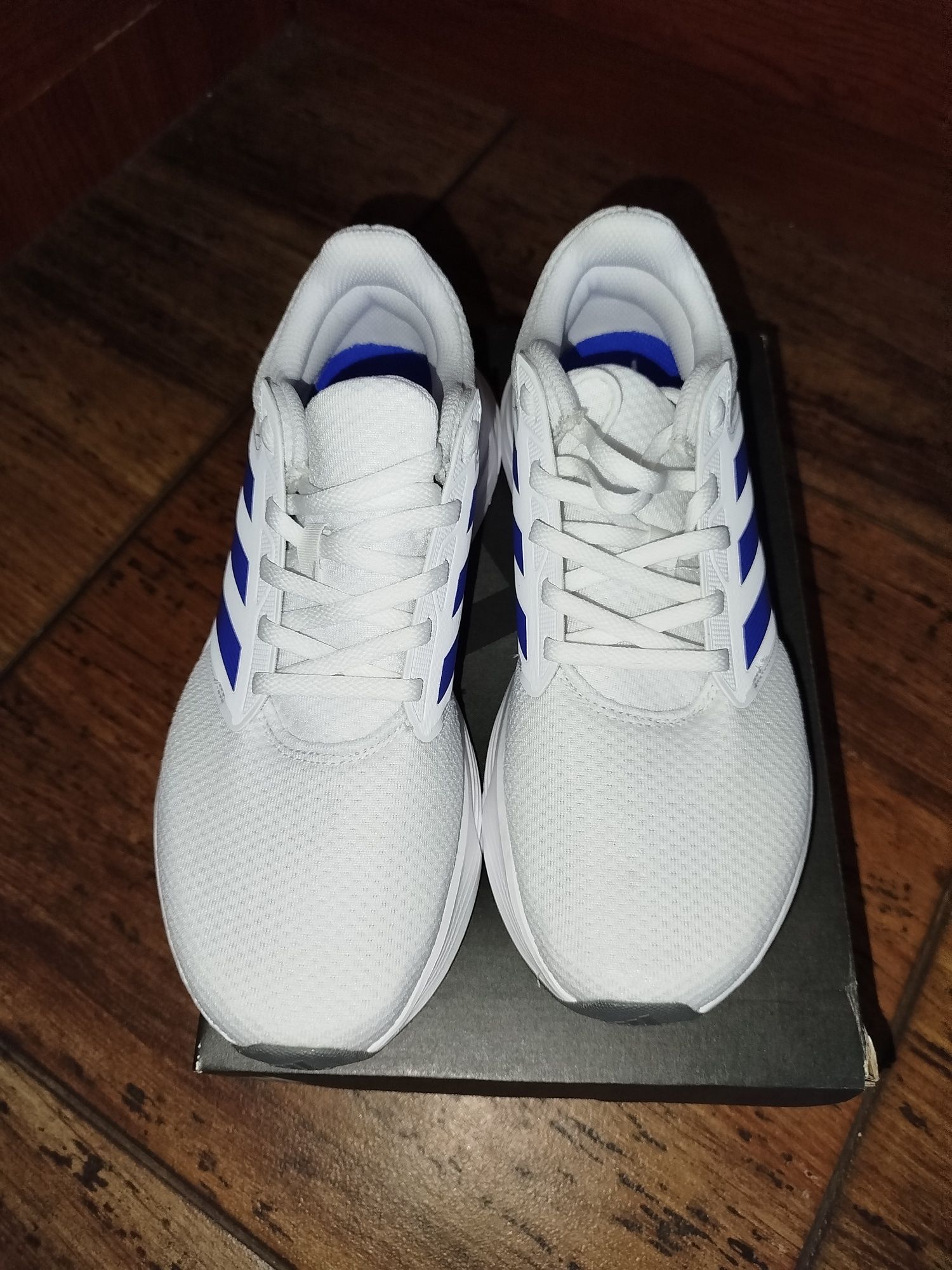 Adidas Galaxy 6 M