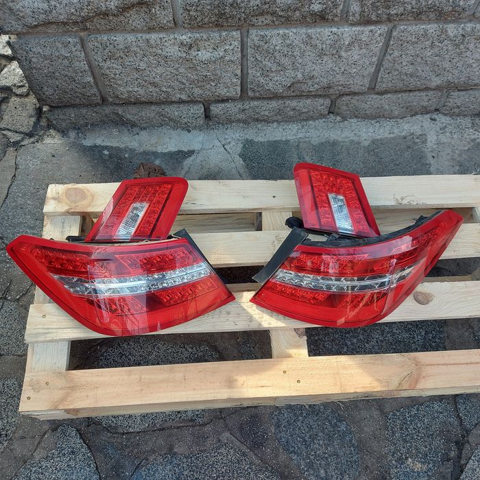 Комплект стопове Мерцедес Е клас купе 207 / Mercedes E class coupe w20