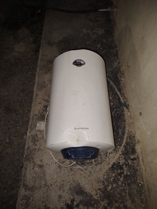 Аристон сатылады бу запчастка