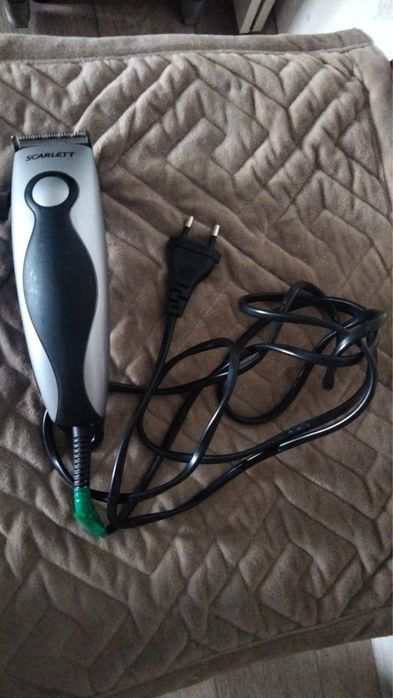 Продам машинку для стрижки волос