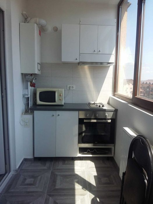 Apartament 2 camere - 54.000 € - Str. Tineretului, zona Preciziei