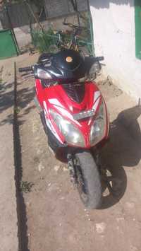 Dezmembrez Scuter 50cc