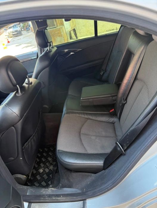 Mercedes e220 cdi на части