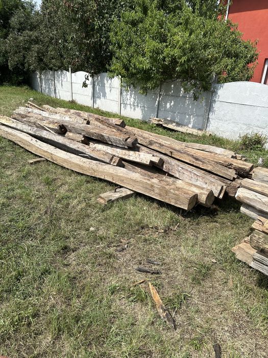 Grinzi / capriori / caferi lucrat manual din stejar de peste 100 ani