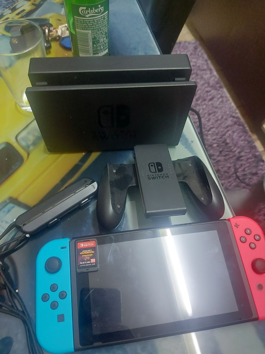 Vând Nintendo switch