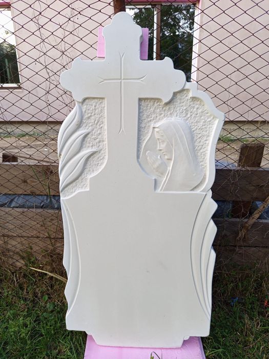 Monumente funerare din praf de marmură și mozaic - prețuri  de la 450