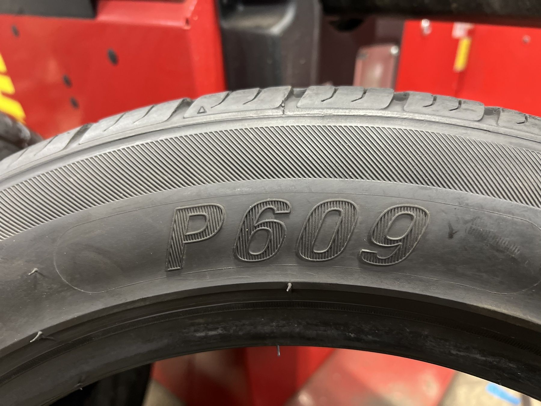 Летни гуми 215/55 R17 Rapid