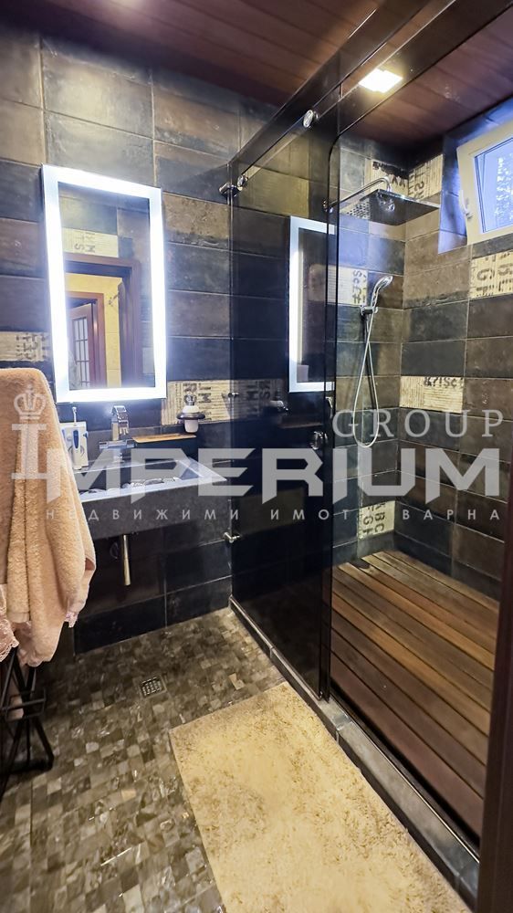 ПРОДАВА Луксозна дизайнерска къща -Акчелар, гр. Варна