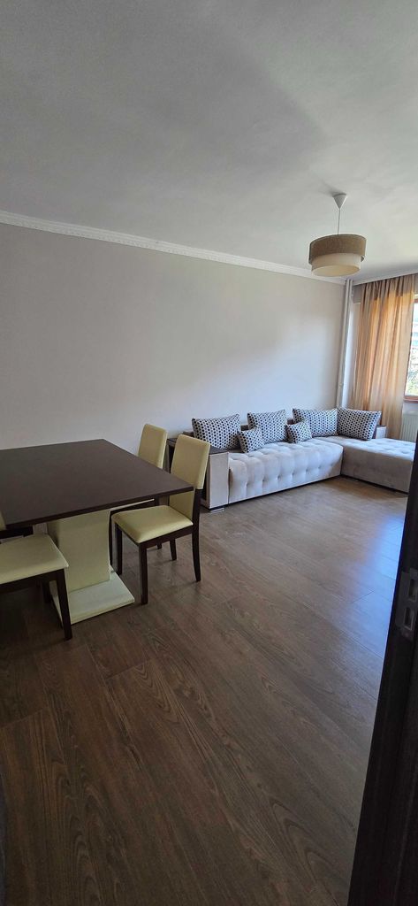 Продава се Двустаен апартамент в Сливен, Дружба - 61 кв.м за 1338 €/кв.м - Снимка #9