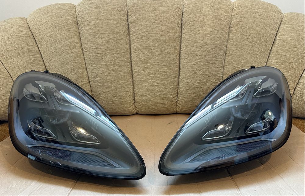 Faruri full led Porsche Cayenne 9Y 2018-2024, 9Y0941035J / 9Y0941036J