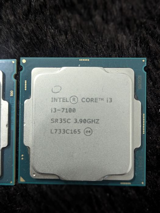 Procesor i3 7100 / i5 4460