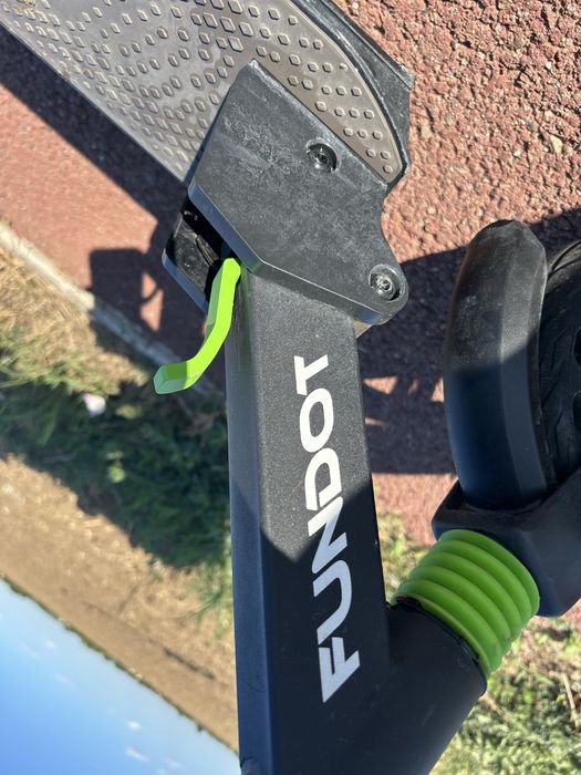 Trotineta electrica fundot