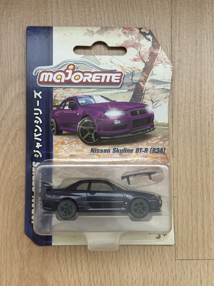 CHASE Majorette Nissan Skyline GT-R R34 - Chase