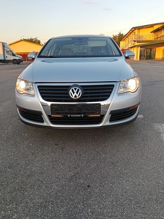 Volkswagen Passat B6, limuzină, 1.6 benzină, Import Germania