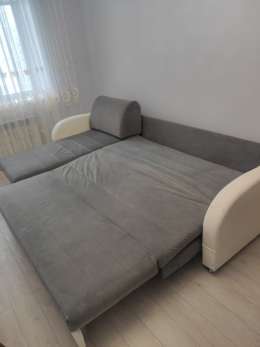 Отдам даром диван