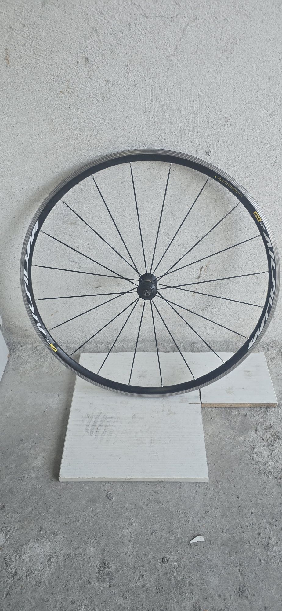 Шосейни капли Mavic Aksium Elite UST