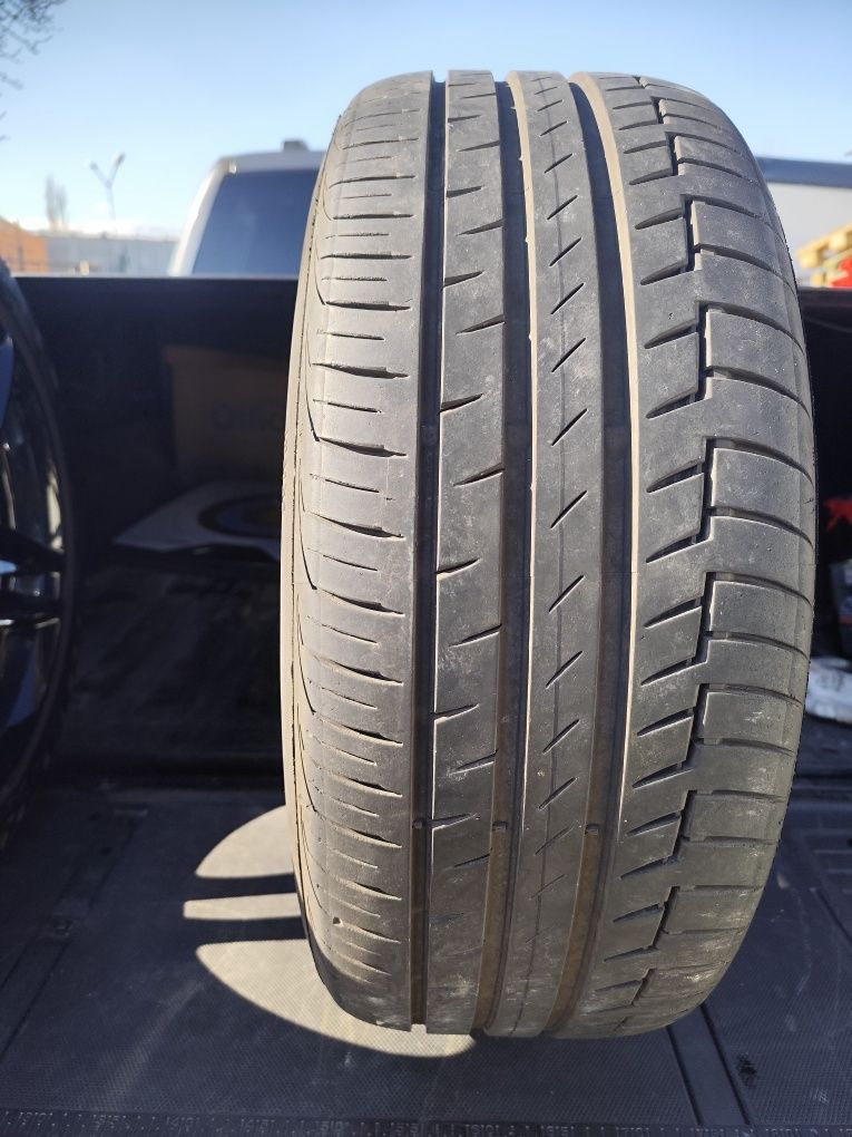 CARMANI 5x108 18 с летни гуми 235/45/18 Continental Premium Contact 6