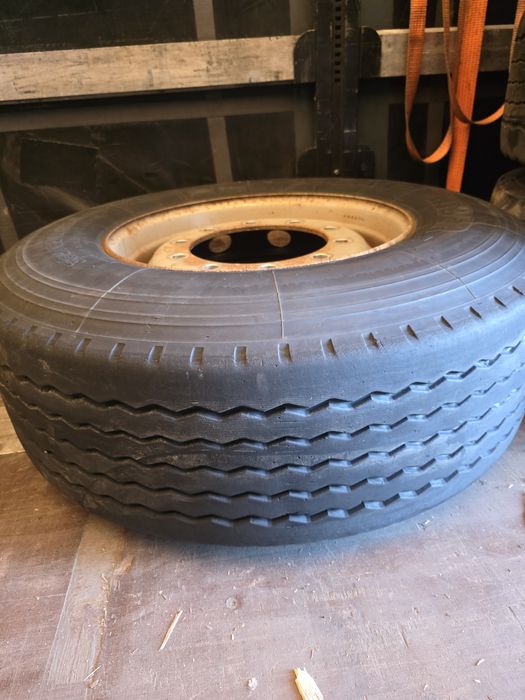 Anvelope cu jante roti semiremorca 385.65.22.5 si 385.55.22.5