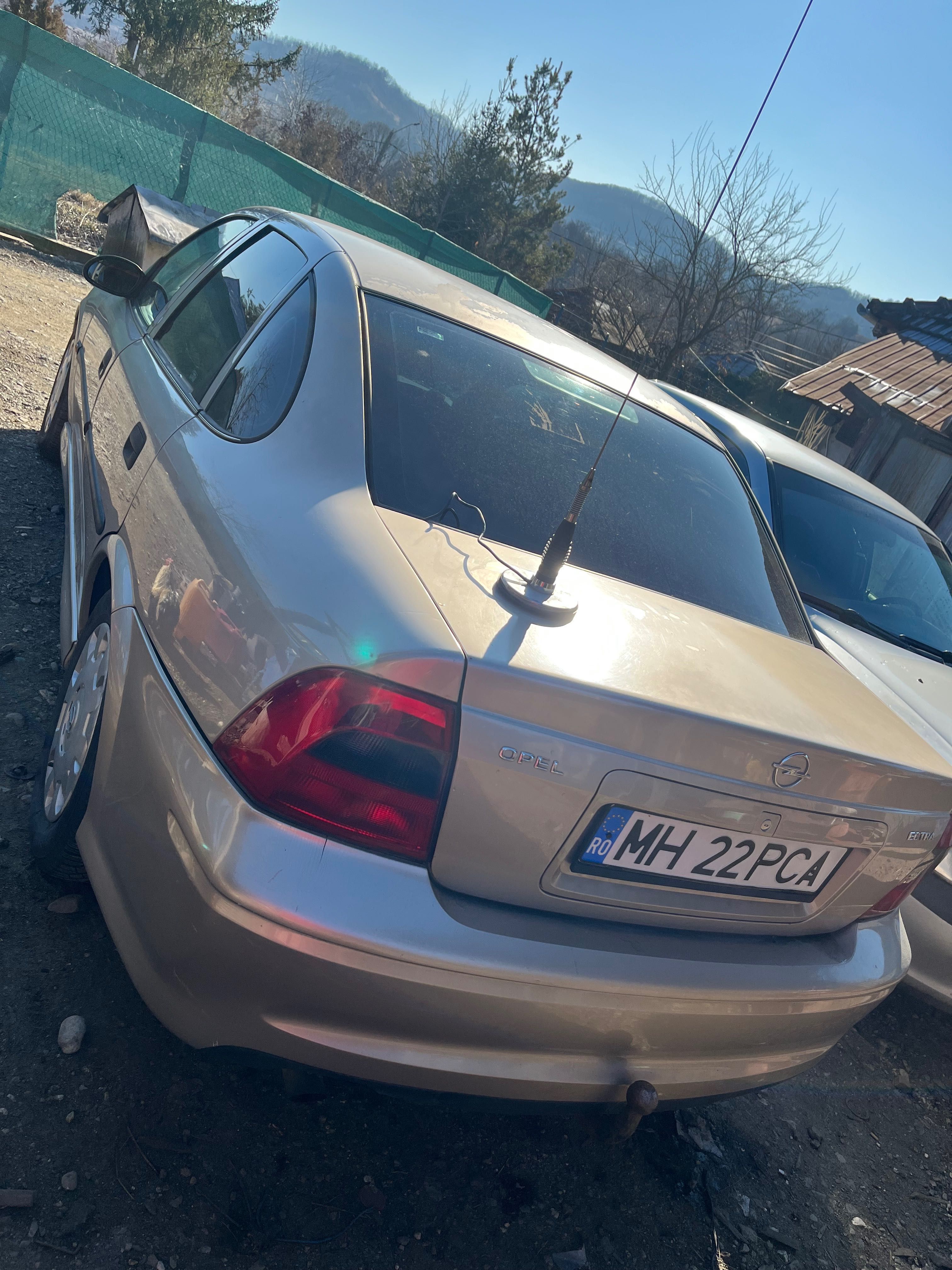 Opel vectra B 1.6 16V