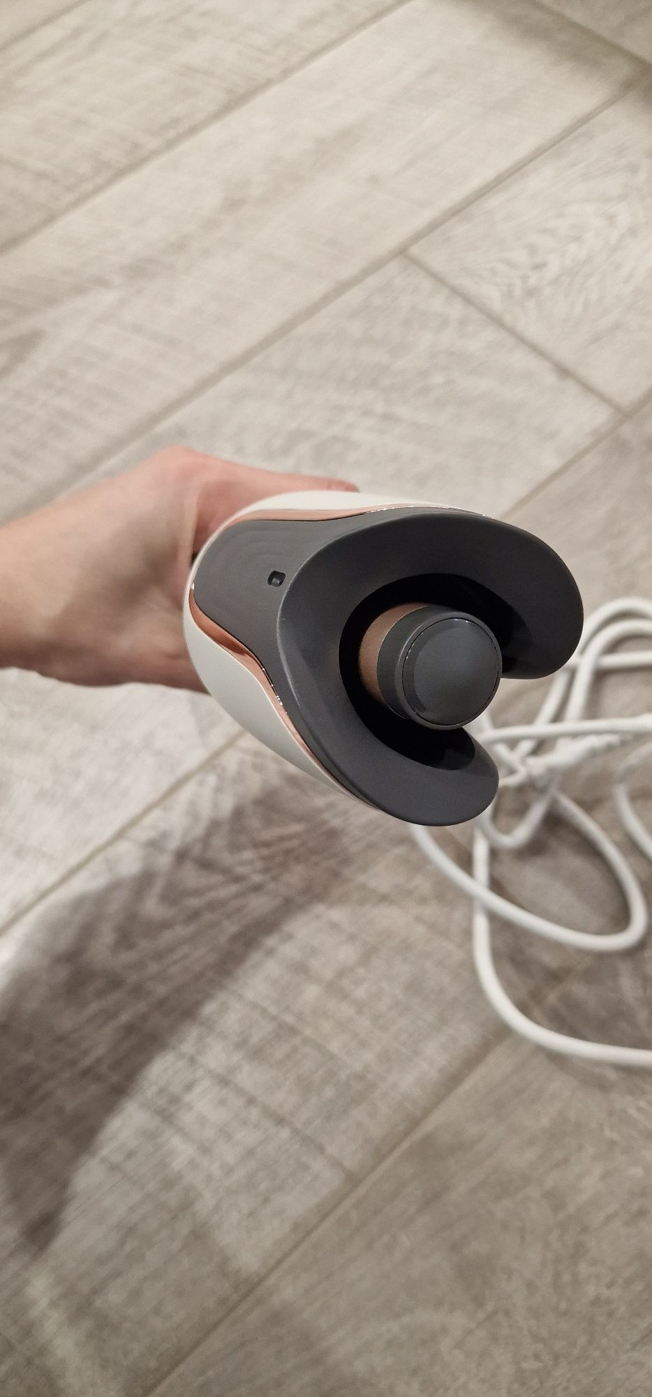 Автоматична маша за къдрене Philips SenseIQ BHB878/00