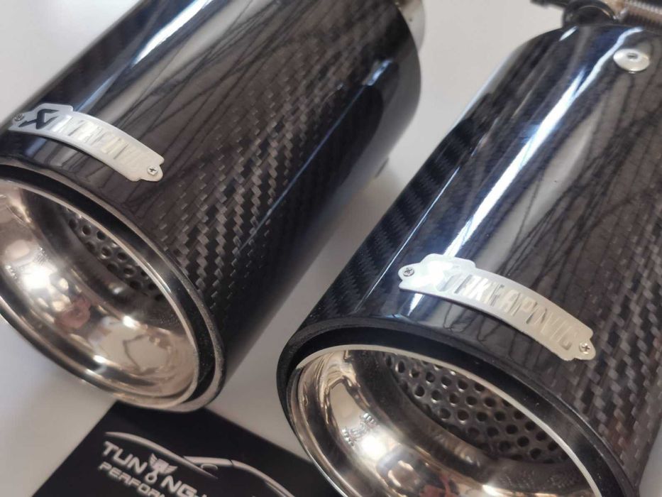 Спортни Карбонови накрайници за ауспух генерация гърне Akrapovic