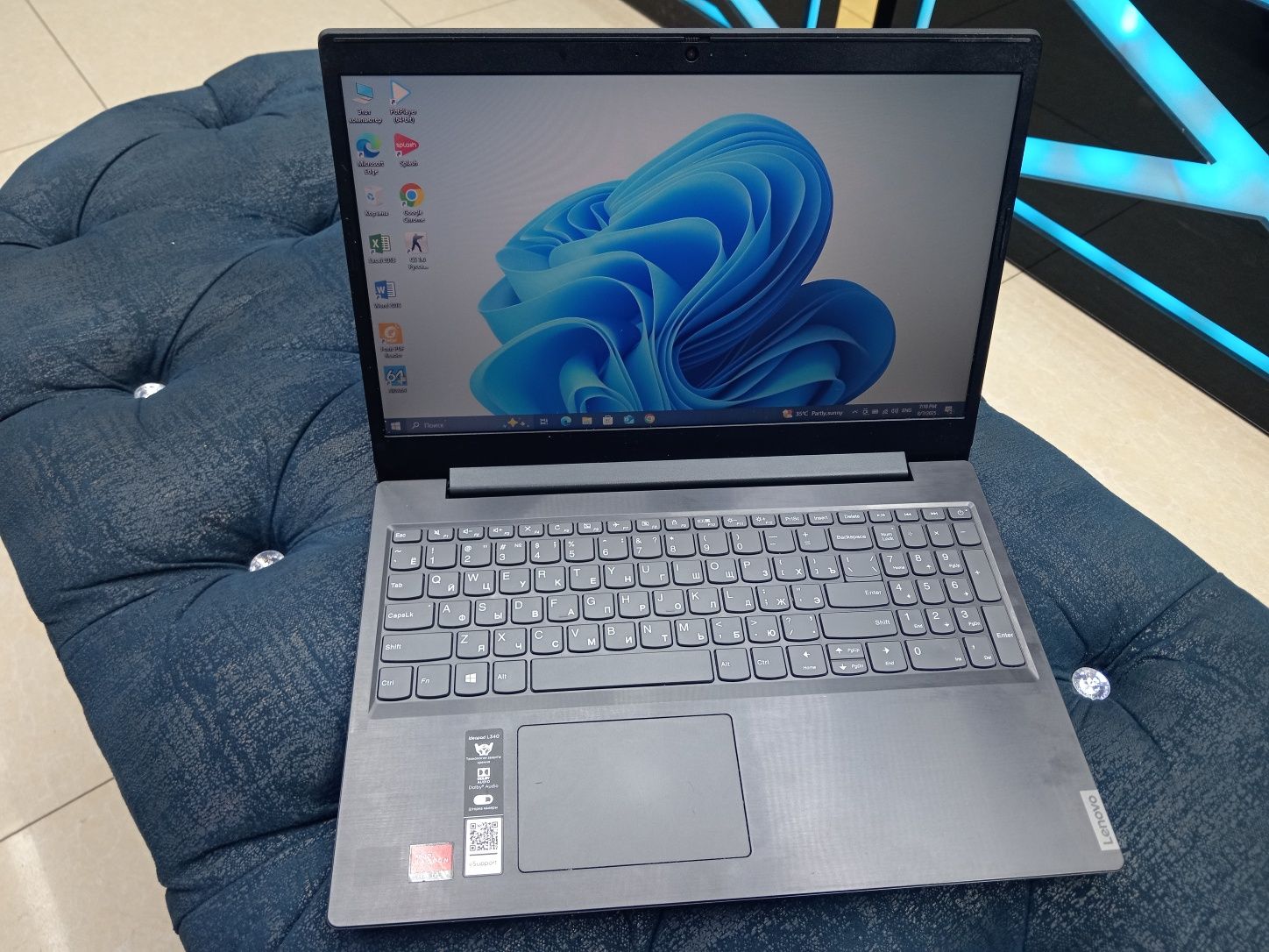 Noutbuk Lenovo Ozu 12gb ssd 128 gb hdd 500 gb
