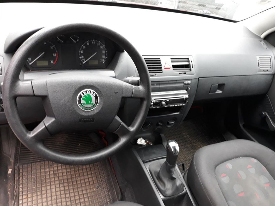 Skoda Fabia 1.2 На Части