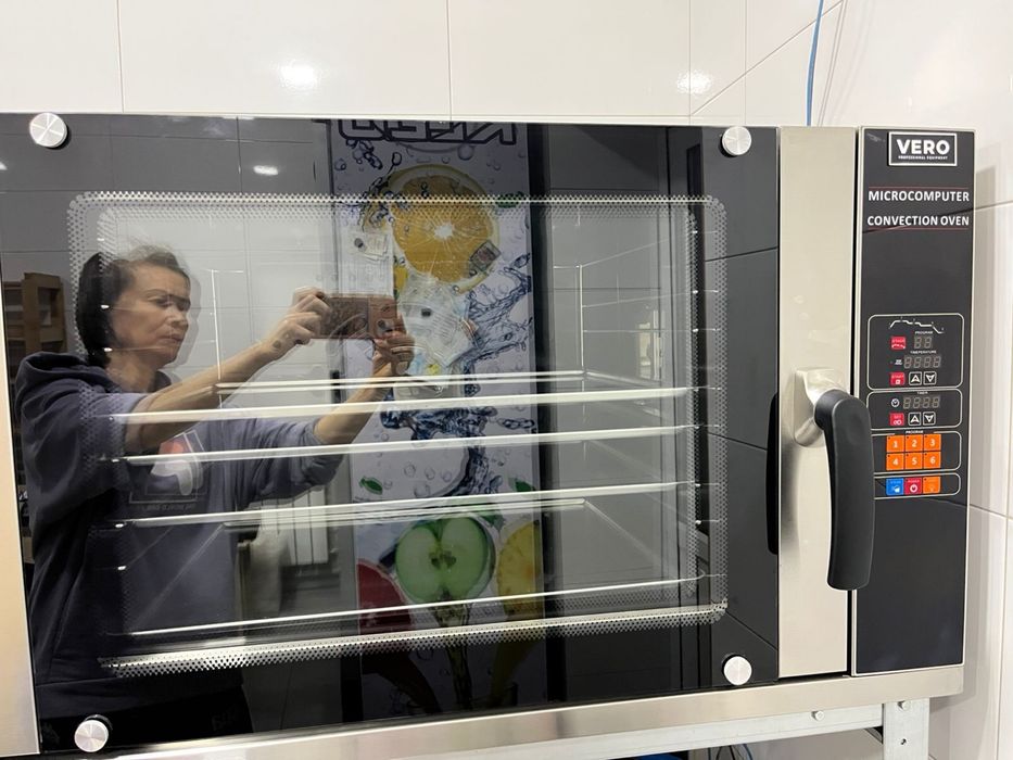 ПРОДАМ ПЕЧЬ VERO конвектомат с подачей пара