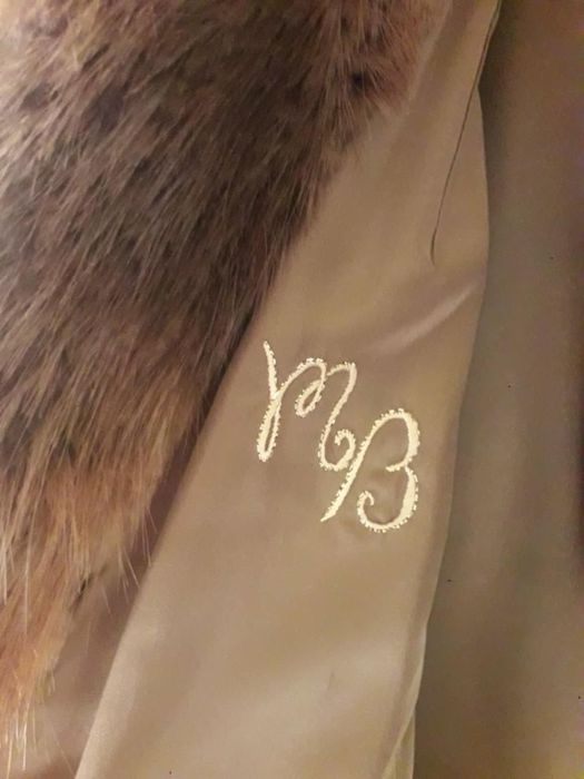 Haina de blană naturală