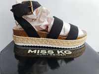 Miss Kurt geiger 40