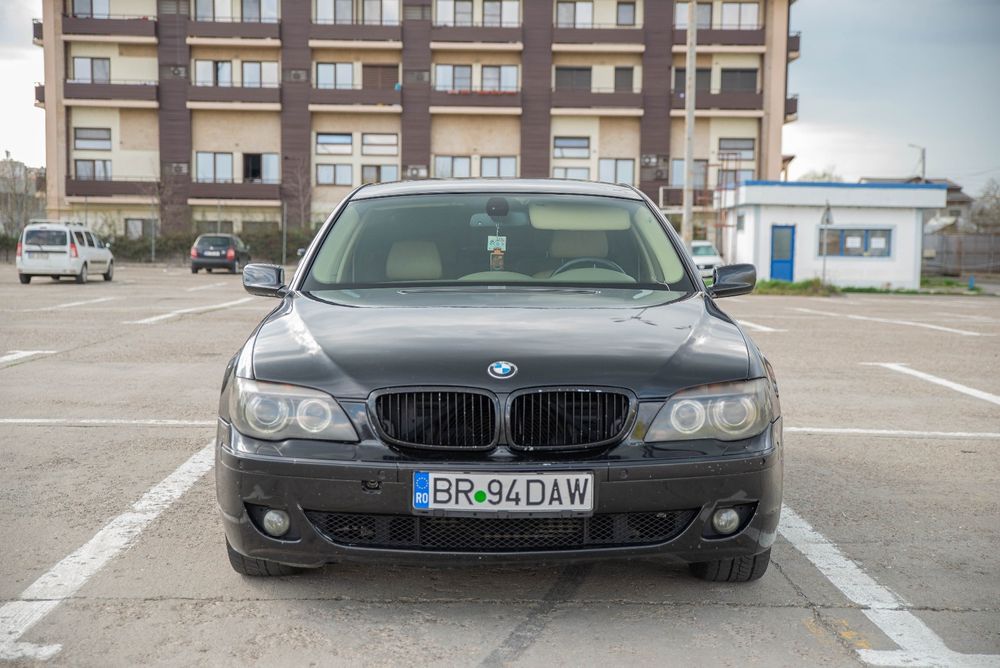 Vând sau schimb bmw e65