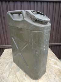 Canistra veche americana de combustibil 1951 / Jerry can 1951