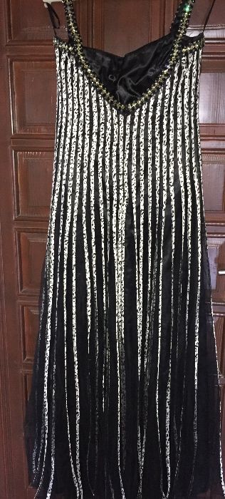 Официална рокля