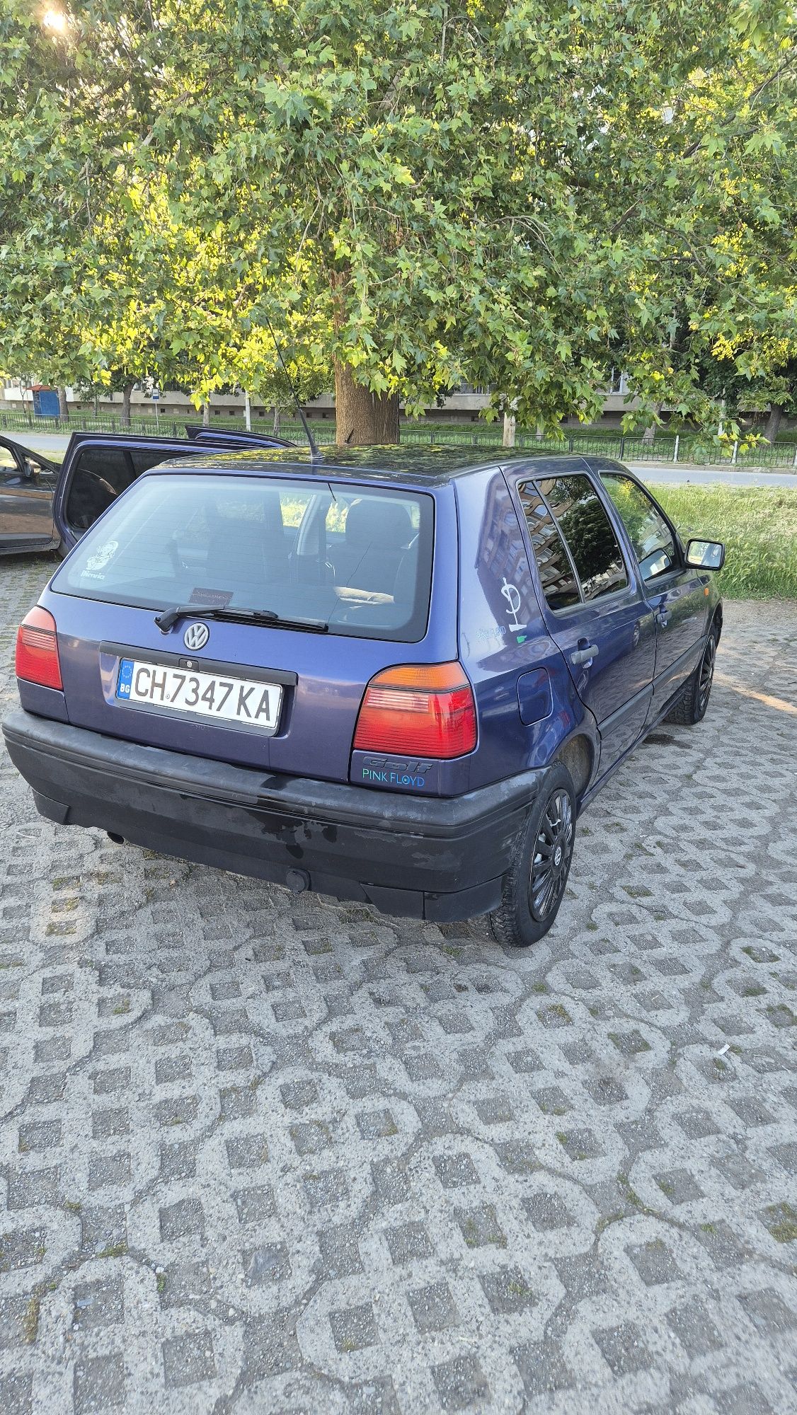 Голф 3  1.6 бензин
