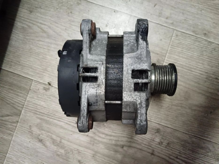 Alternator BOSCH 150 A Audi A4 B8 Q5 A6 C7 Motor 2.0 Diesel Euro 5 cod 03L903017