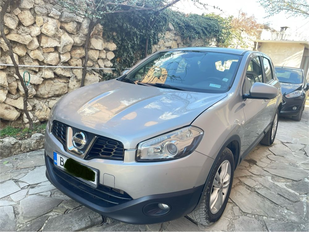 Продавам Nissan Qashqai 2011 , автомат!