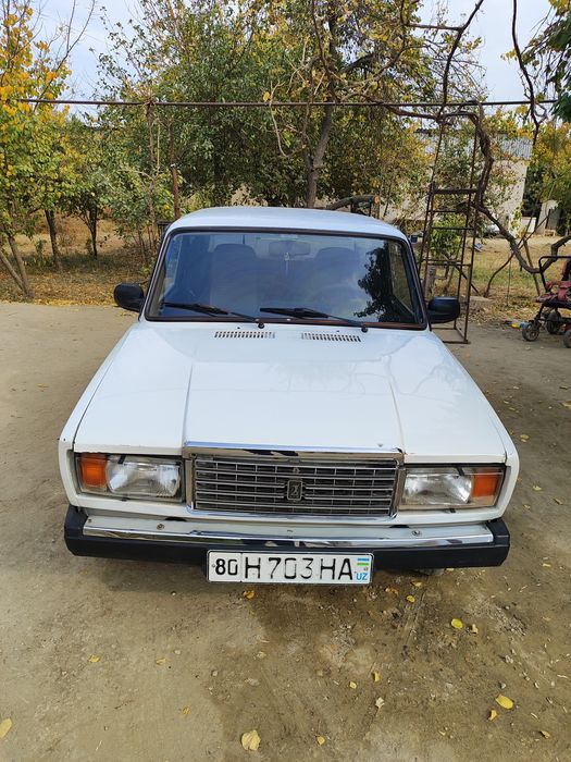 07 Vaz 2107 sotiladi 2008 yil