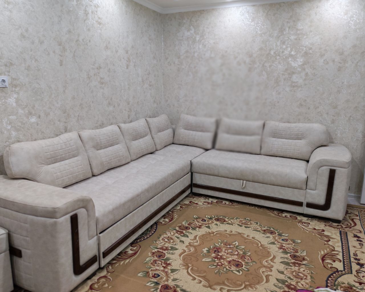 Мягкая мебель состояние отличное