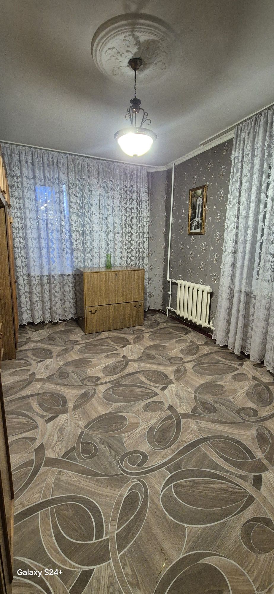 Продаю 2х у/п на 8 мкр