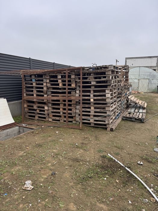 Vand paleti non euro , lemne de foc (blane )