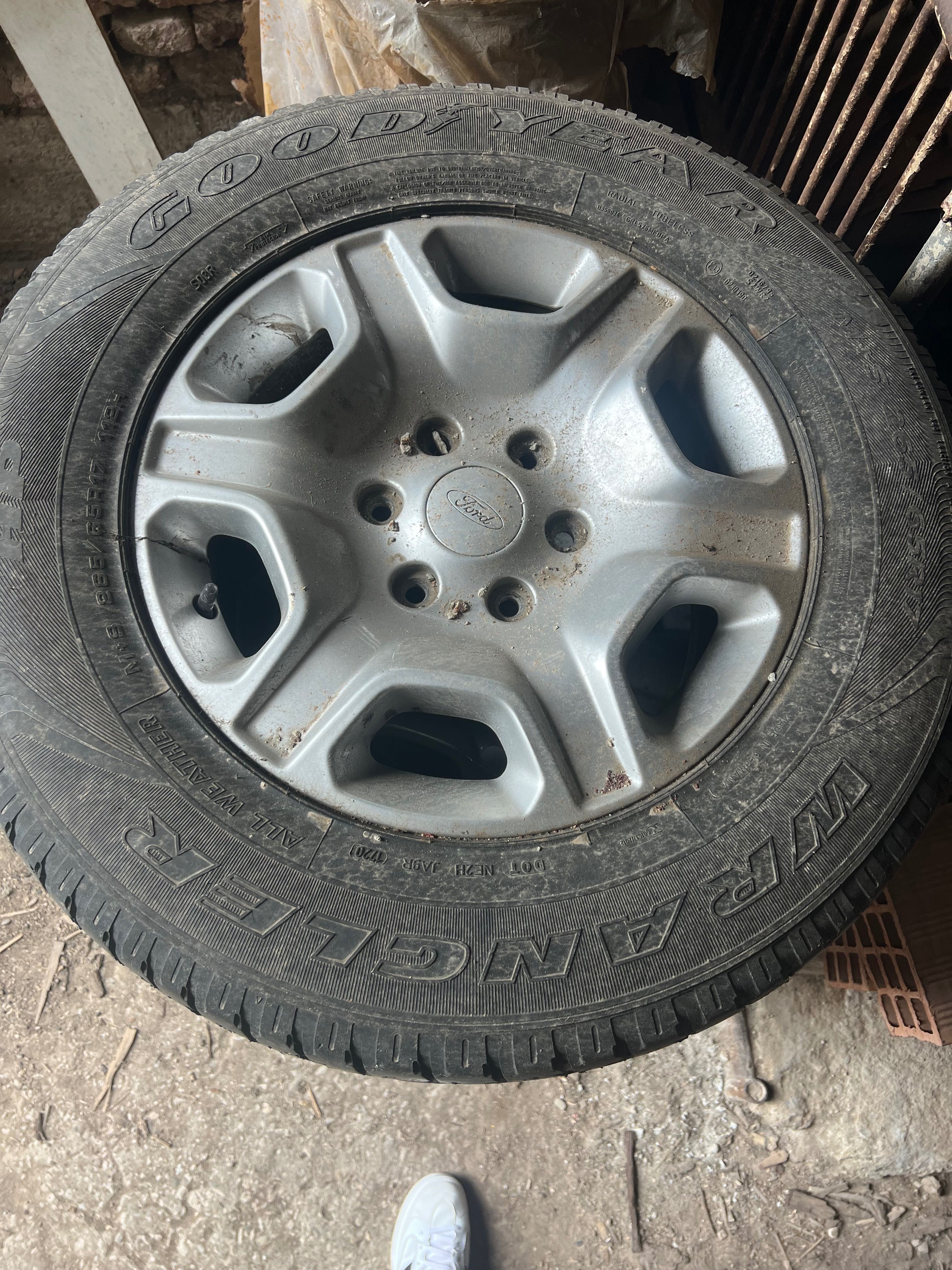 Ford Ranger джанти с гуми