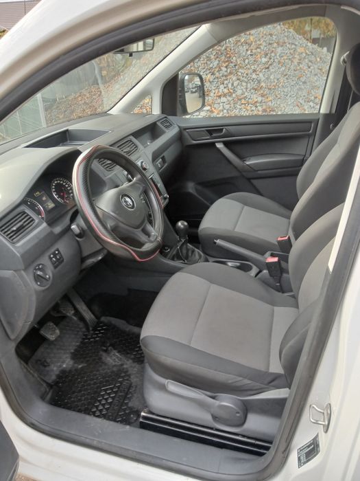 VW Caddy maxi 2017 1.6 TDI 102 cp AC