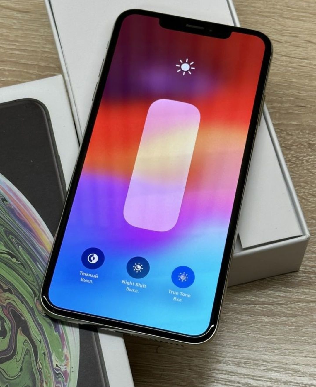 Iphone Xs Max битта пасспортга