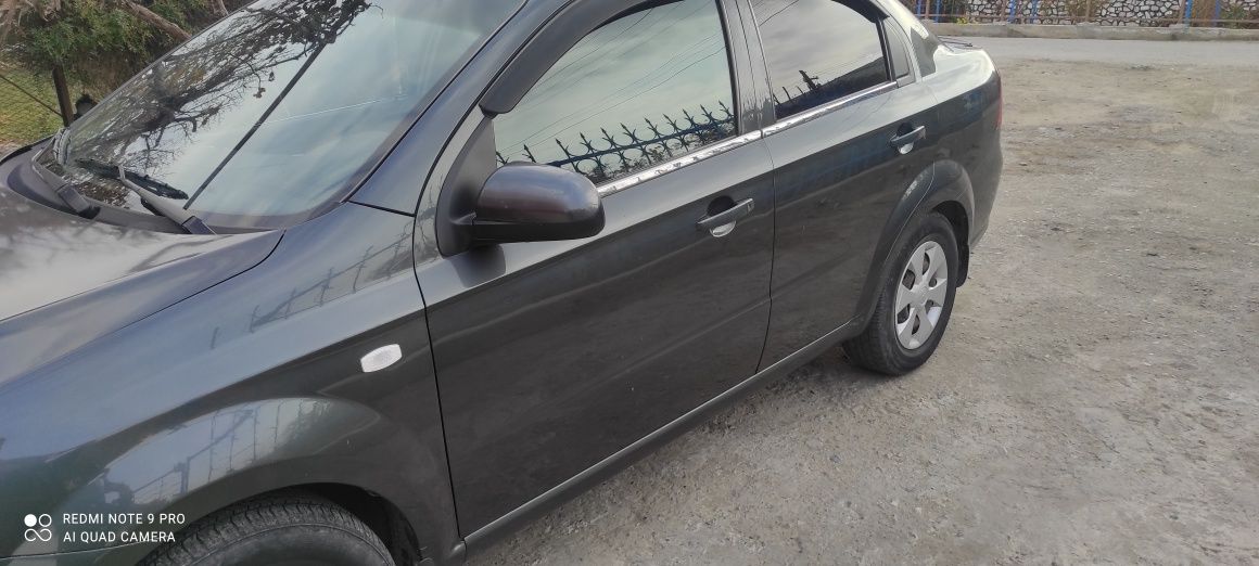 Продается авто Ровон нексия 3