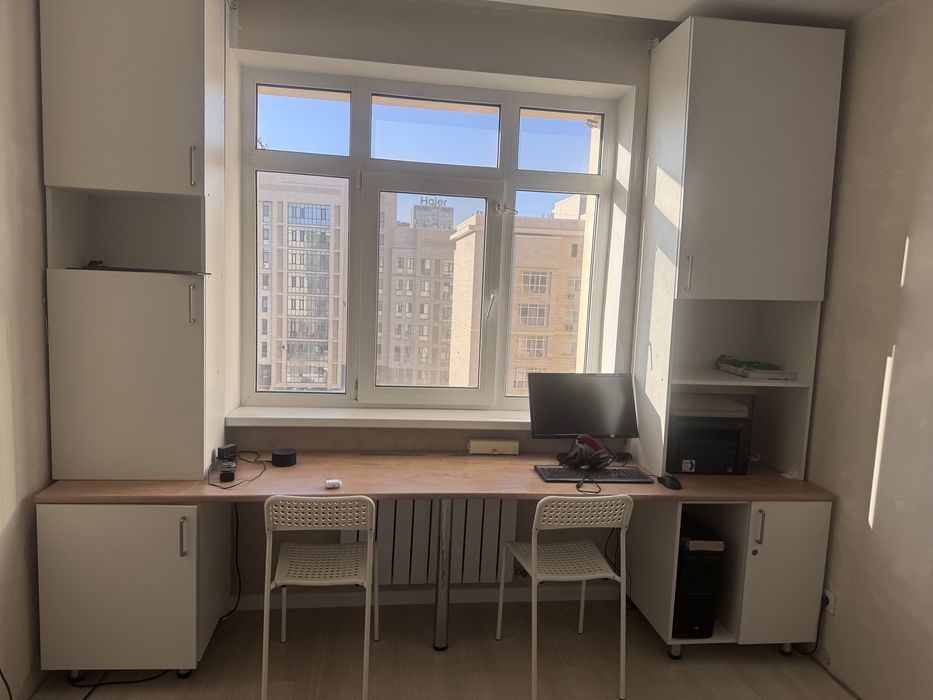 Продам шкаф с учебной зоной