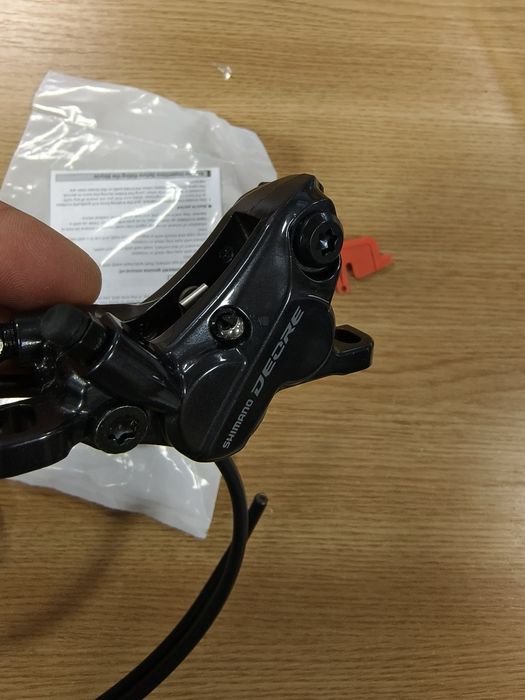 Спирачка предна Shimano Deore BL-M6100/6120 маркуч 950мм Четирибутална