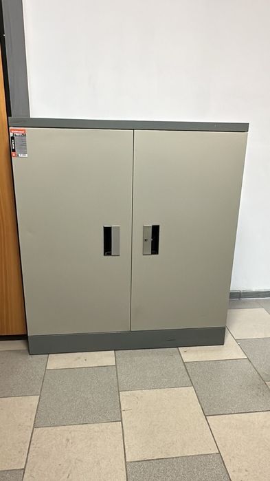 Продам шкаф офисный в хорошем состоянии